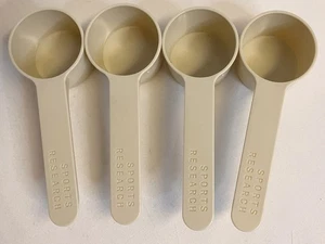 4 cucharas medidoras de plástico 29,6 cc - 2,00179 T - 1.000895 fl oz 29,6 ml - Imagen 1 de 3