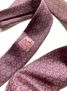 HERMES VINTAGE ENCADENADO ESPIRAL CORBATA ESTRECHA ART NOUVEAU GAMA ALTA FRANCIA PÚRPURA - Imagen 1 de 15