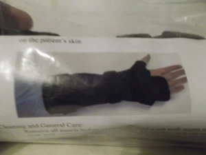 Jac Mart Optima Handgelenk/Handbandage Medium Rechts- oder Linkshand Must See Schwarz - Bild 1 von 3
