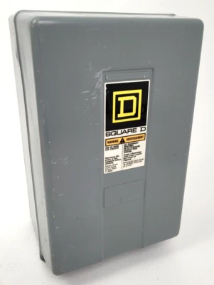 8903LG80 Caja de iluminación Square D con LG809616 y KRPA11DG12 - Opción al día siguiente Foto 1 de 4