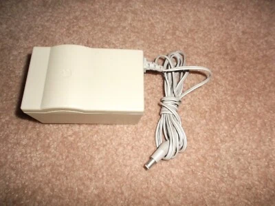 Fuente de alimentación para impresora Apple M8010 StyleWriter 9VDC 1.5A adaptador de CA beige ENVÍO $0 Foto 1 de 4