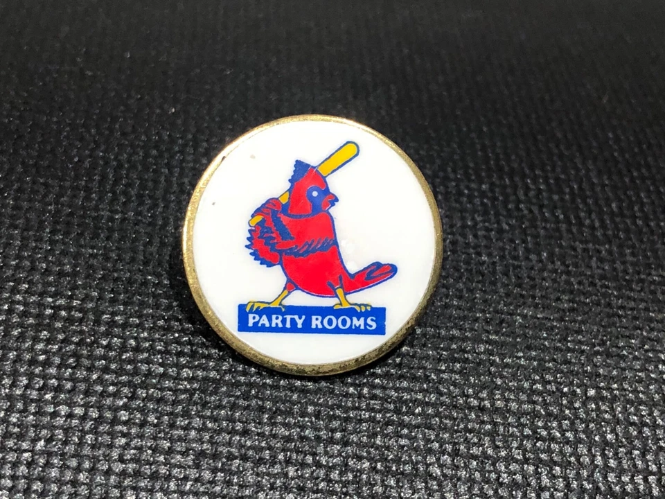 St. Louis Cardinals logo hat / Lapel Pin MLB  ~ 9 - Image 1 of 1