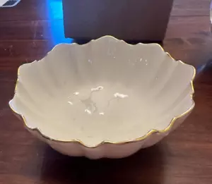 Lenox Ivory China Symphony 6 Inch Sculptured Footed Candy Bowl Gold Trim USA - Picture 1 of 3
