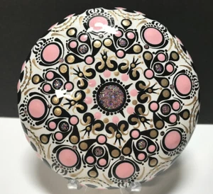 Mandala rosa - Piedra hecha a mano pintada a mano - ASO YouTube - Por JaDeL - Imagen 1 de 5