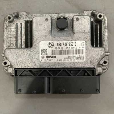 Volkswagen Jetta 2011-2012 2,0 L ECU/ECM 06G 906 055 C Foto 1 de 4