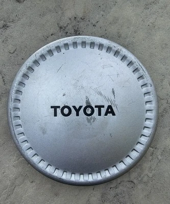 Toyota Corolla 86 87 1986 1987 1988 tapacubos central 69168A Foto 1 de 4