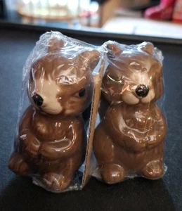 Pair of 2 Squirrels Salt and Pepper Shakers New 3 Inches - Picture 1 of 6