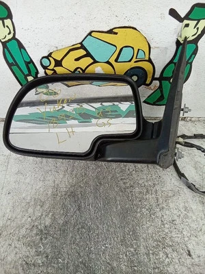 2006 GMC Yukon Driver Side View Mirror - Image 1 of 4