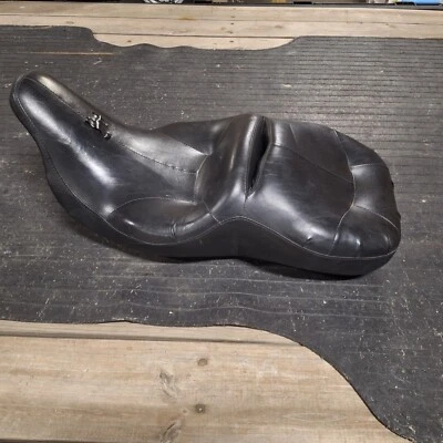 51703-05 Harley-Davidson Seat 04-07 Electra Glide Standard Classic Ultra Classic Foto 1 de 4