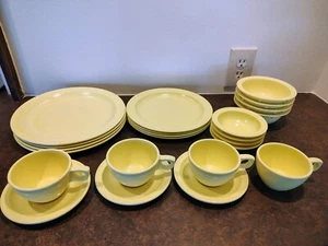 PROLON WARE YELLOW DISH SET - FLORENCE MASS - SERVICE FOR 4 - Picture 1 of 9