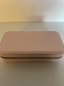 Pink Vinyl Travel Jewelry Case W/Zipper. Perfect Size To Fit Into A Suitcase - Picture 1 of 2