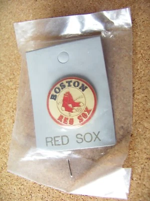 1991 tm Boston Red Sox pin made & sold in The Netherlands MLB lapel - Image 1 of 4