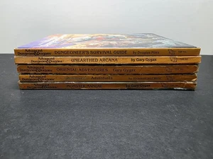 VTG D&D Book Lot of 5 Dungeoneer Survival Guide Unearthed Arcana Gary Gygax READ - Picture 1 of 24