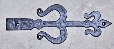 Resellers Lot Of 18 Black Iron Arrow Faux Garage Hinge Fleur-De-Lis $540 Retail - Image 1 of 4