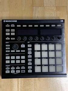 Native Instruments Maschine MK2 – Funktion getestet | Kabel (USB)  - Bild 1 von 6