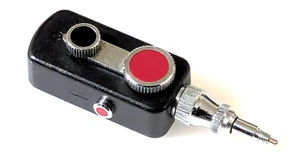 VINTAGE MECHANICAL SELF TIMER SHUTTER RELEASE - LOOKS MINTY OPERATES PERFECTLY - Picture 1 of 4