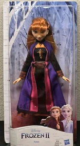 Disney Frozen Anna Modepuppe mit langen roten Haaren & Outfit inspiriert von Frozen2 - Bild 1 von 1