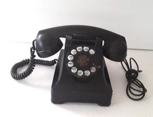 Vintage Bell System Western Electric Rotary Dial F1 Telephone - Picture 1 of 3