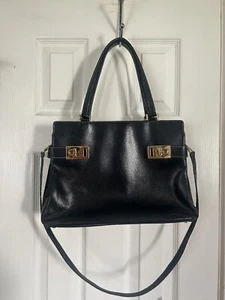 Vintage Salvatore Ferragamo Leather Handbag Shoulder Bag Gancini Black Italy - Picture 1 of 11