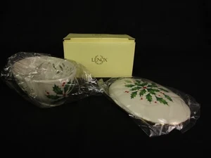Lenox Holiday Pierced Oval Bowl Lid Holly Berry Candy Dish Dimension Collection - Picture 1 of 11