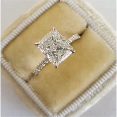 Anillo de boda de diamantes de oro de corte radiante 14 k amarillo 2,50 quilates IGI creado en laboratorio Foto 1 de 4