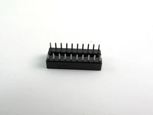Lot of (150) Amphenol 5935-01-093-0316 2x10 20 Position PC Mounted IC Sockets - Picture 1 of 5