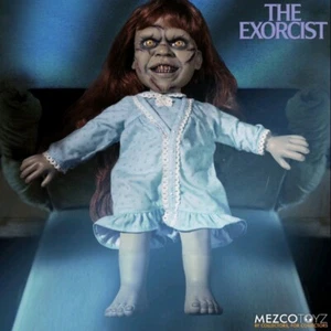 The Exorcist - Regan 15" Mega Scale Figure with Sound - Picture 1 of 6