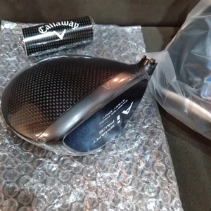 PARADYM AI SMOKE MAXDRIVER 9.0° HEAD ONLY MAX 1W WITH HEADCOVER 228135 - Picture 1 of 3