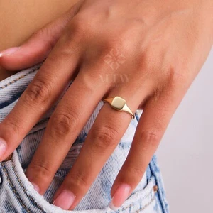 14K Gold Square Signet Ring, Personalized Signet Ring, Engraved Custom Signet - Picture 1 of 11