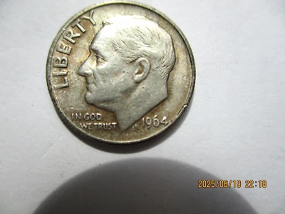 1964 ROOSEVELT DIME D MINT MARK ON TAIL SIDE 90% SILVER 10%COPPER0.07234 T.OUNCE - Image 1 of 2