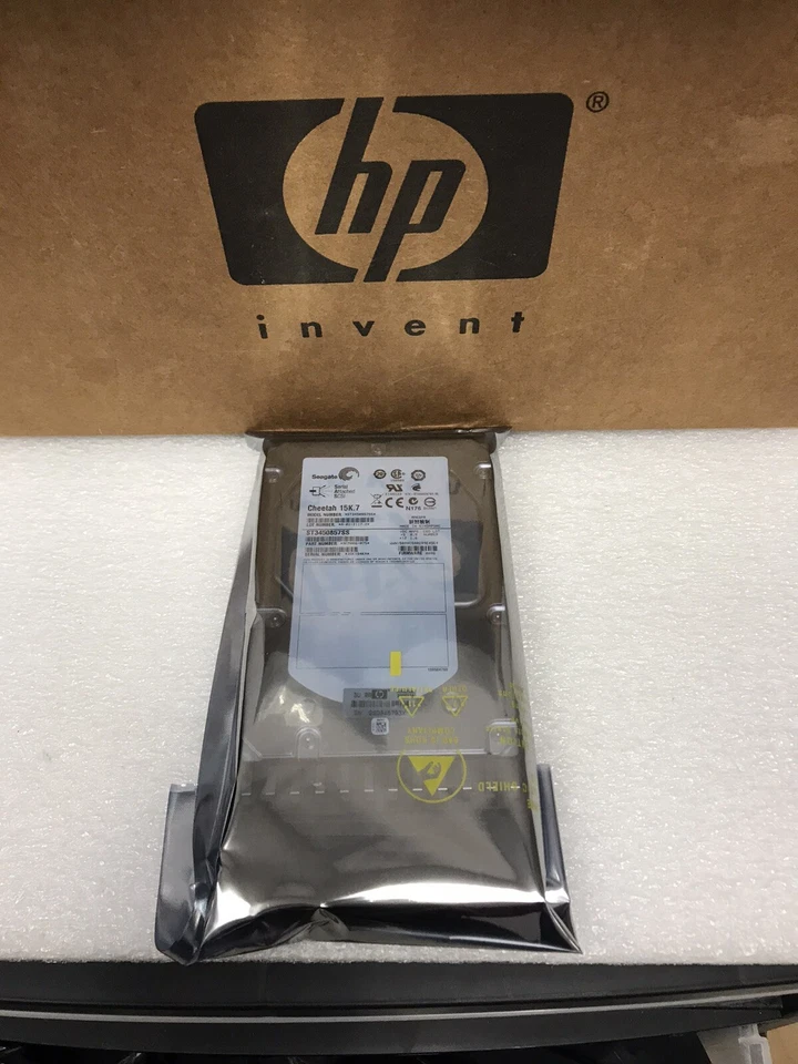 HP AJ737A 480939-001 MSA2 450GB 15K 3.5" SAS HARD DRIVE - Image 1 of 4