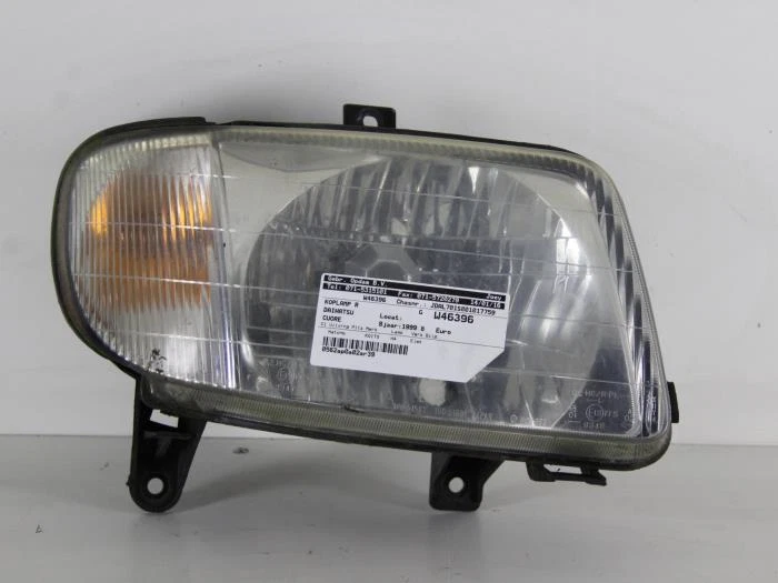Hauptscheinwerfer rechts Daihatsu Cuore V L7  P6041946 - Bild 1 von 1