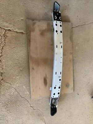 Dodge Challenger Charger Chrysler 300 2015-2022 barra de impacto Foto 1 de 4