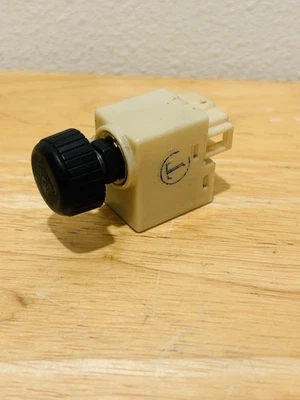 Toyota Tacoma 4Runner Tundra 2002 2006 OEM reóstato control regulador interruptor Foto 1 de 4