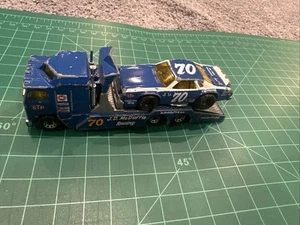 Matchbox Limited Edition JD McDuffie NASCAR Racing Team Toy Car Set Loose - Picture 1 of 4