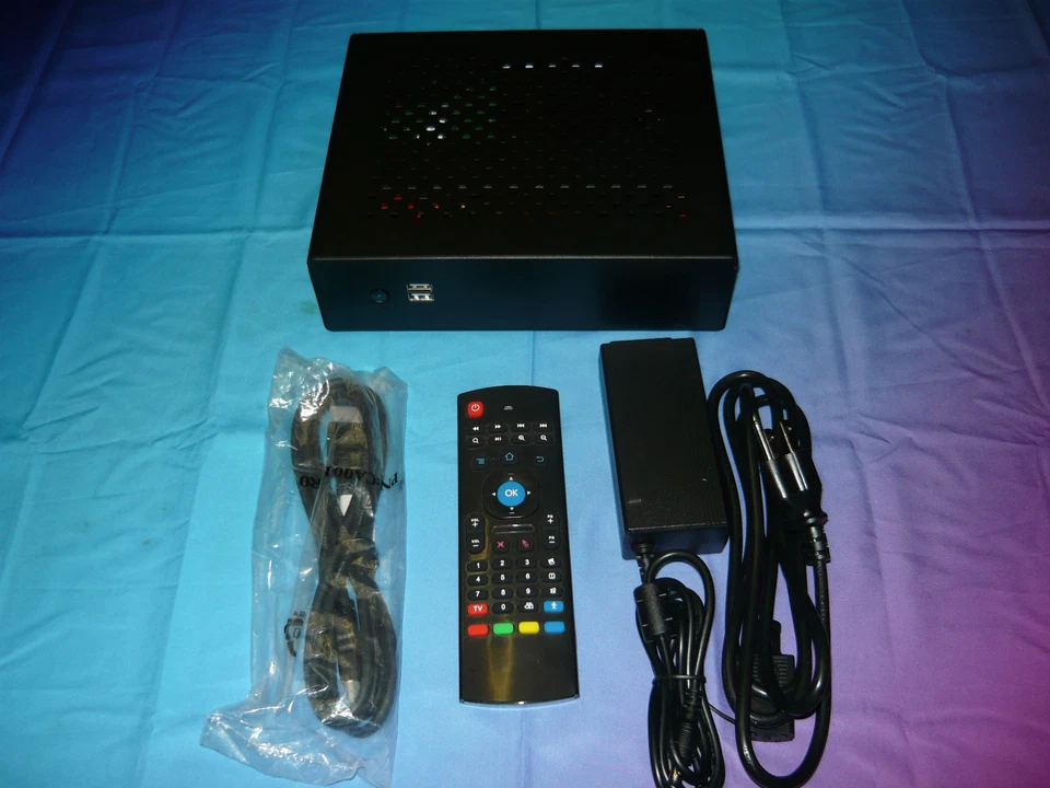 Set Top Box HTPC Personalizado AMD A4-5000 1TB Disco Duro 16GB RAM Sintonizador de TV LibreElec Foto 1 de 3