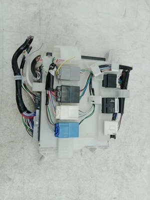 MODULO COMANDO TOYOTA YARIS CROSS BODY BCM ECU 892210DA80 XP210 2021 - 2025 - Immagine 1 di 4