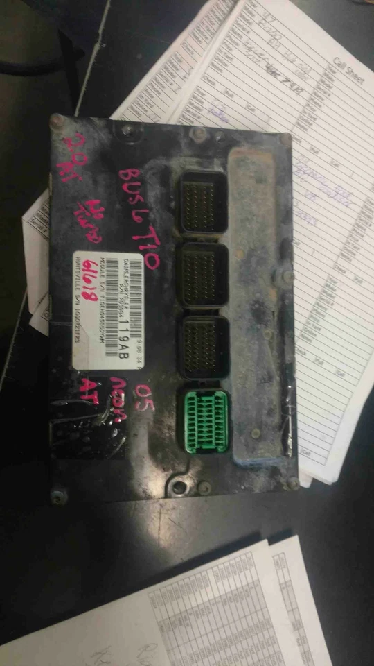 Dodge Neon Dodge Motor/Motor Brain Box 05 Foto 1 de 1