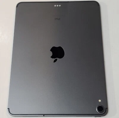 Apple iPad Pro 1st Gen. 256GB, Wi-Fi + 4G (Unlocked) 11"- Space Gray - Image 1 of 3