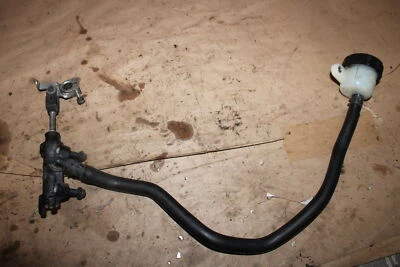 2015 Yamaha Bolt XVS950 R Spec BREMBO REAR BACK BRAKE MASTER CYLINDER RESERVOIR - Image 1 of 4