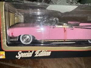 1959 Cadillac Eldorado Biarritz Maisto 1:18 Scale Diecast Model Pink
