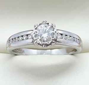 18ct White Gold 0.54ctw Diamond engagement Solitaire ring with accents, Size O - Picture 1 of 16