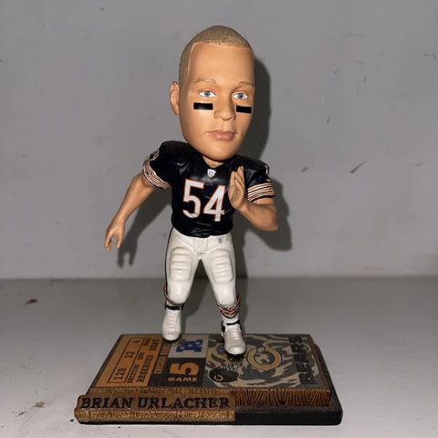 Brian Urlacher Chicago Bears NFL Legends of The Field LE #1408 Bobble Head HTF Cover