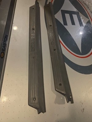 86-93 Mazda Serie B Pickup B2200 B2600 Puerta Piso Rasguño Placas Alféizares PAR Gris Foto 1 de 4