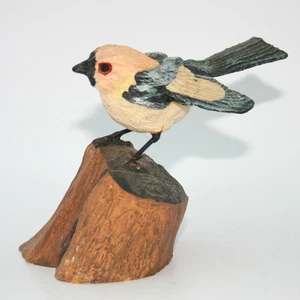 Resin Carved Gold Finch Bird Sculpture Perched On Log - Picture 1 of 12