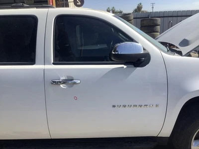 Used Front Right Door Assembly Front fits: 2008 Chevrolet Suburban 1500 Front Ri - Image 1 of 4