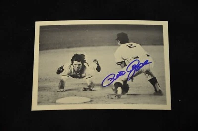 1985 Topps/Renata Galasso  Pete Rose Baseball Card #109 Signed with COA - Image 1 of 3