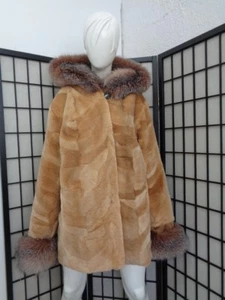 BRANDNEU BEIGE GESCHORENER BIBERPELZ MANTEL JACKE MIT FUCHS DAMEN DAMEN GRÖSSE 12 LARGE - Bild 1 von 1