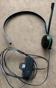 XBOX WIRED MONO HEADSET MODEL 1564 MICROSOFT XBOX WIRED MONO HEADSET ( DAMAGED ) - Picture 1 of 6