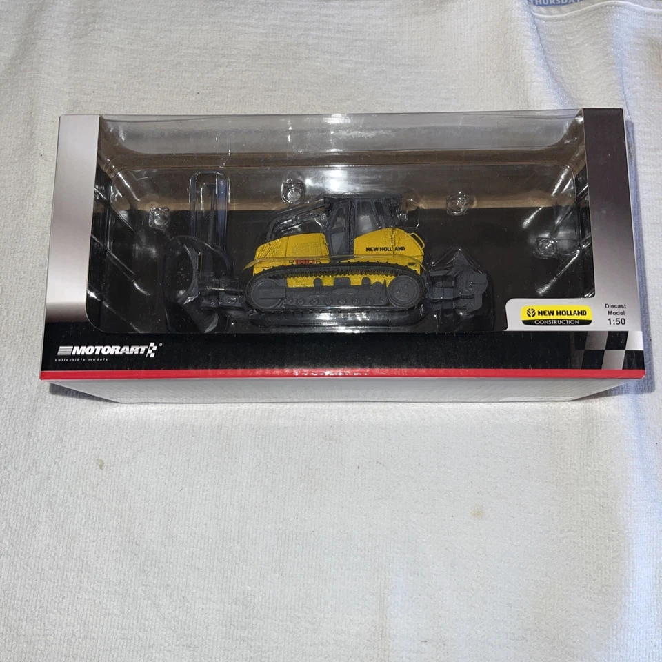MOTORAART ESCALA 1/50 NUEVO HOLLAND D180C TOPADORA TIPO ORUGA TRACTOR MODELO 13786 Foto 1 de 2